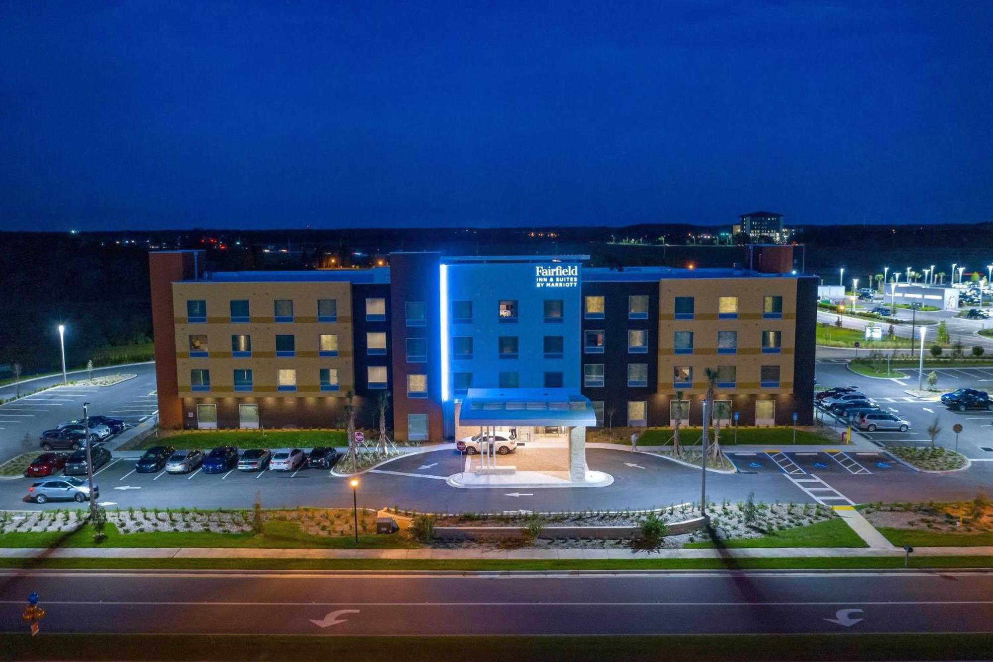 Fairfield Inn & Suites By Marriott Tampa Wesley Chapel Exterior foto